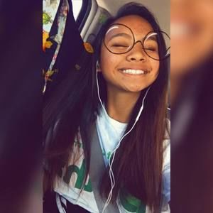 Meet your Posher, Nicole